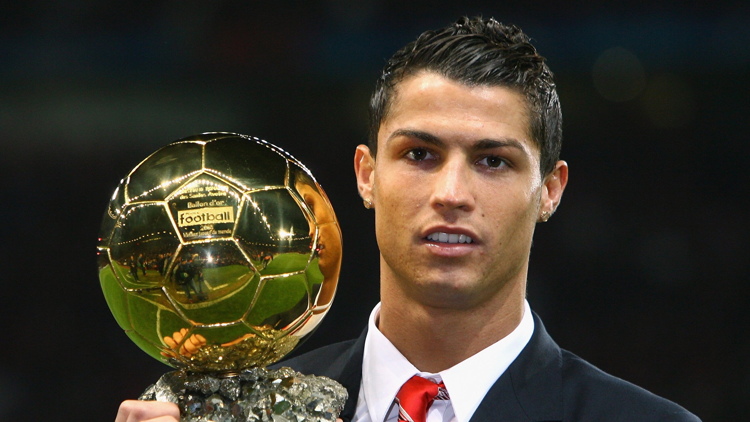 门神显威！拉亚7次神扑导演零封，埃梅里铁血防守让阿森纳陷入绝境