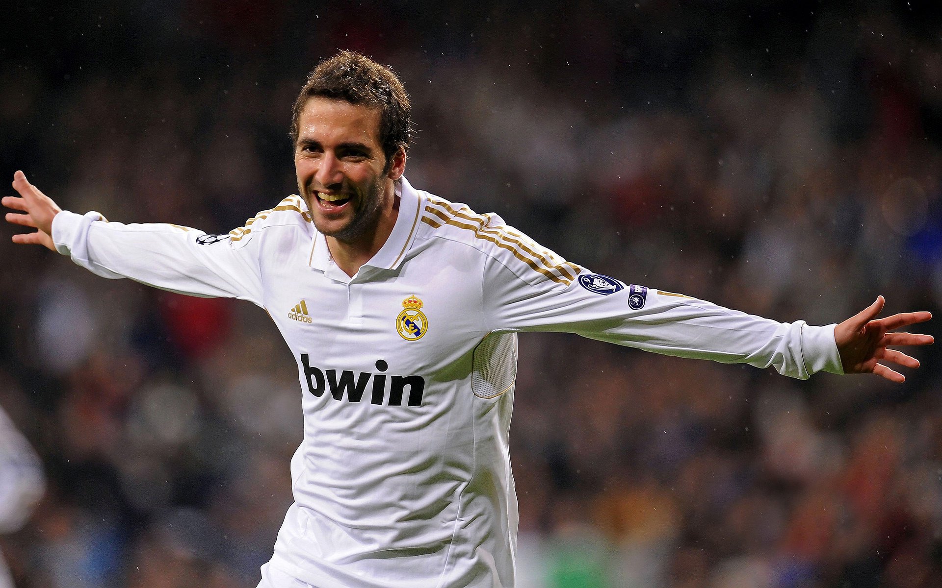 无声处听惊雷，姆巴佩如何用一次非巨星式传球改写比赛